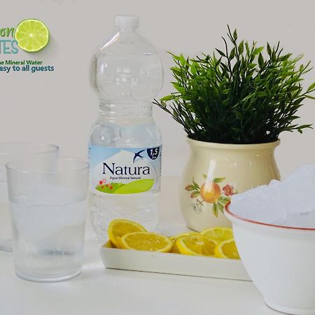 Lemonsuites Mercato Малага Екстер'єр фото